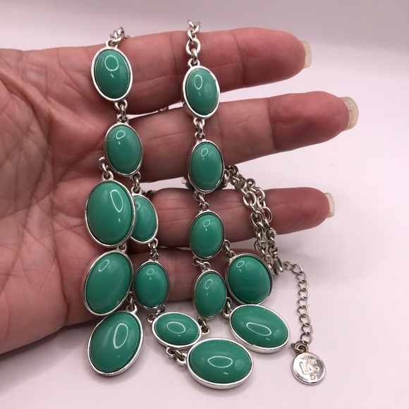 Liz Claiborne Teal Statement Necklace - Picture 5 of 9